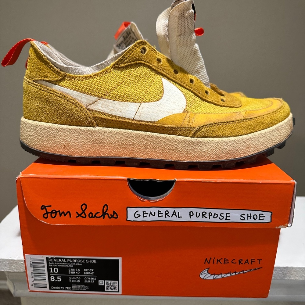 TOM SACHS Nike